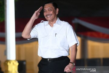 Luhut diminta Jokowi tangani kemaritiman dan investasi