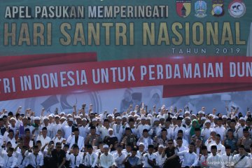 Upcara hari santri nasional di Surabaya