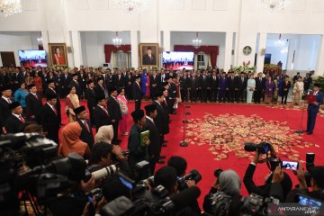 Istana Negara penuh sesak saat pelantikan para menteri