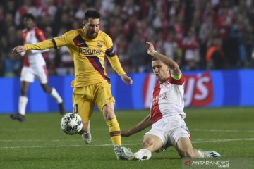 Messi ukir rekor baru Liga Champions saat Barcelona taklukkan Slavia