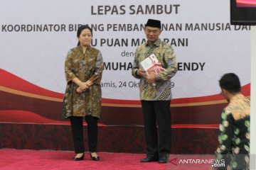 Puan serahkan amanat Menko PMK ke Muhadjir