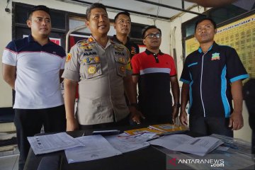 Polres Mataram tangkap bendahara pokmas rumah tahan gempa