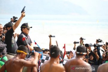 Gubernur dorong Festival Kelagian tumbuhkan wisata bahari di Lampung