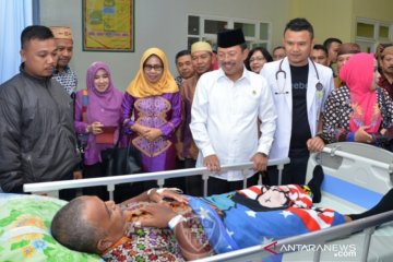 Menkes Terawan pertama kunjungan RS ke Ainun Habibie di Gorontalo