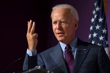 Menlu Ukraina: Dubes AS tidak hubungkan Biden dengan bantuan militer