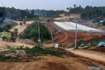 Konflik agraria diperkirakan bertambah seiring pembangunan jalan tol