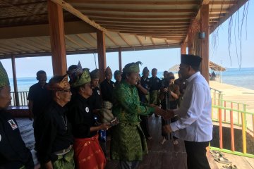 Wakil Ketua MPR lakukan kunjungan satu hari ke Pulau Bawean