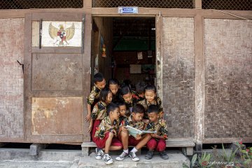 Sekolah peninggalan Belanda