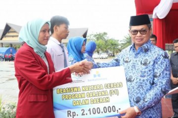 Penyaluran "Kaltara Cerdas 2019" langsung oleh Pemprov