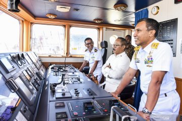 KRI Bima Suci tiba di Darwin