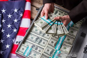 Dolar AS melemah karena selera terhadap aset berisiko berkurang