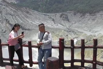 Gunung Tangkuban Parahu dibuka kembali pasca erupsi