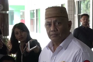 Gubernur Gorontalo hanya bisa berbicara dengan istri Wiranto