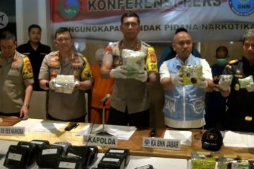 Polisi dan BNN sita 17 kg sabu berkemasan teh Tiongkok