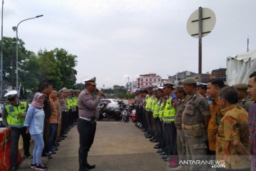 Polres Jaksel tilang dan sidang langsung para pelanggar lalu lintas.