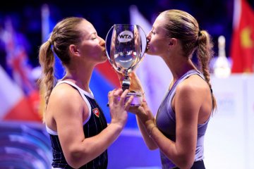 Mladenovic dan Babos kembali menangi ganda putri Australia Open