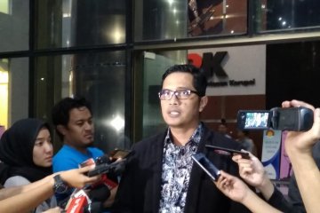 KPK panggil dua saksi kasus pengadaan QCC Pelindo II