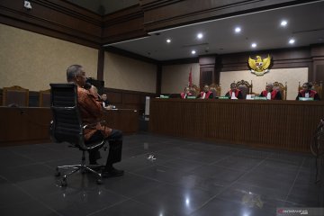 Mantan Dirut PLN Sofyan Basir tetap berharap vonis bebas