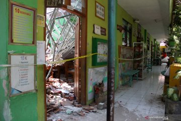 Polisi periksa saksi kasus SDN ambruk di Pasuruan, belum ada tersangka