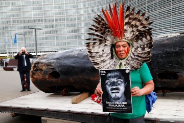 Suku pribumi Brazil tentang langkah Bolsonaro rusak hutan Amazon