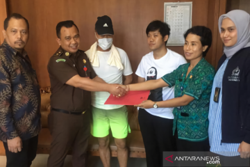 Kejati Bali serahkan dua termohon ekstradisi ke Pemerintah Korea