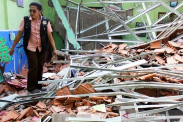 Polda tetapkan dua kontraktor tersangka kasus atap sekolah ambruk