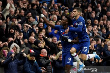 Chelsea melompat ke posisi kedua usai tundukkan Crystal Palace