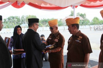 Saat Hari Pahlawan, tiga veteran di Kendari mendapat bingkisan