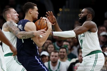 Boston Celtics kalahkan Dallas Mavericks, Kemba Walker cetak 29 poin