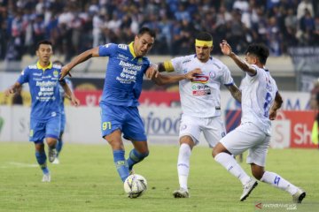 Persib bungkam Arema FC tiga gol tanpa balas