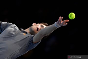 Kalahkan Djokovic, Thiem ke semifinal ATP Finals 2019