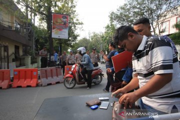 Sehari pascabom bunuh diri, pelayanan di Polrestabes Medan dibuka