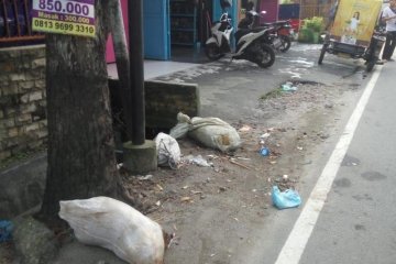 Bangkai babi dibuang di Jalan Gedung Arca Kota Medan