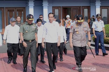 Jokowi resmikan Tol Sumatera ruas Terbanggi Besar-Kayu Agung