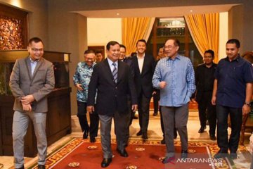 Prabowo bertemu Anwar Ibrahim dan Wan Azizah di Malaysia
