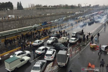 Satu orang tewas dalam protes bahan bakar di Iran