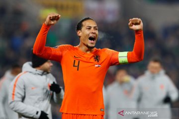 Belanda lolos walau diimbangi Irlandia Utara