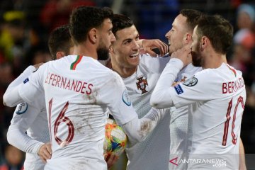 Hasil dan klasemen Grup B: Ukraina dan Portugal lolos, Serbia playoff