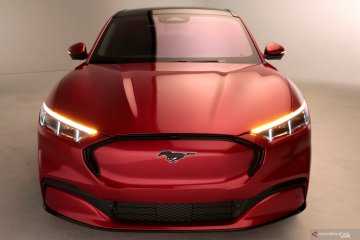 Futuristisnya mobil listrik Ford Mustang Mach-E