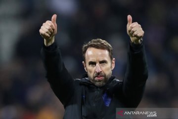 Klasemen akhir Grup A: Inggris, Ceko lolos, dua lain bisa menyusul