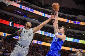 Luka Doncic cetak triple-double lagi, bawa Mavericks kalahkan Spurs