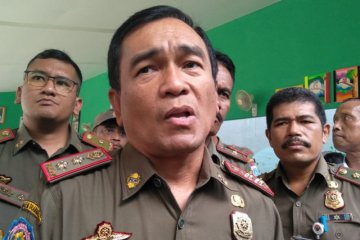 Satpol PP Jakarta Barat gencarkan razia kerumunan jelang PSBB