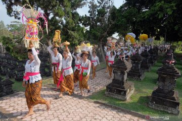 Upacara adat peringatan Puputan Margarana