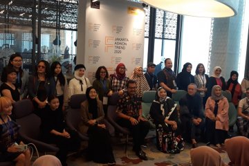 Maybank - IFC gelar Jakarta Fashion Trend 2020