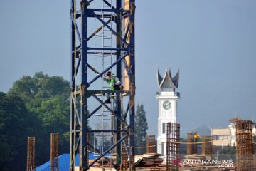 PERLINDUNGAN DAN JAMINAN SOSIAL BAGI PEKERJA