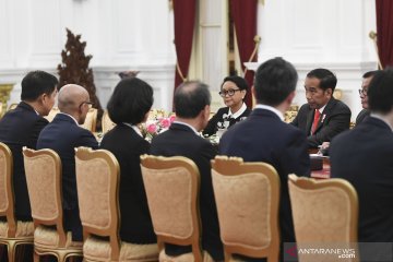 Presiden terima delegasi parlemen Singapura