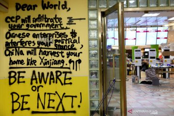 Grafiti demonstran di Hong Kong