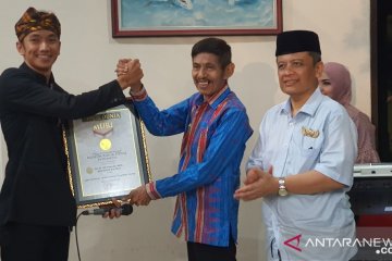 Di Festival Keraton ASEAN Baubau, "Peka Kande-Kandea" sabet rekor MURI