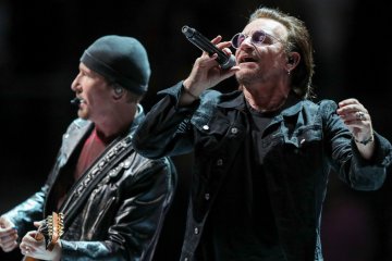 Bono U2 gelar konser "kebebasan" di metro Kyiv
