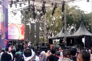 Fariz RM terkesan antusiasme penonton The 90's Festival
